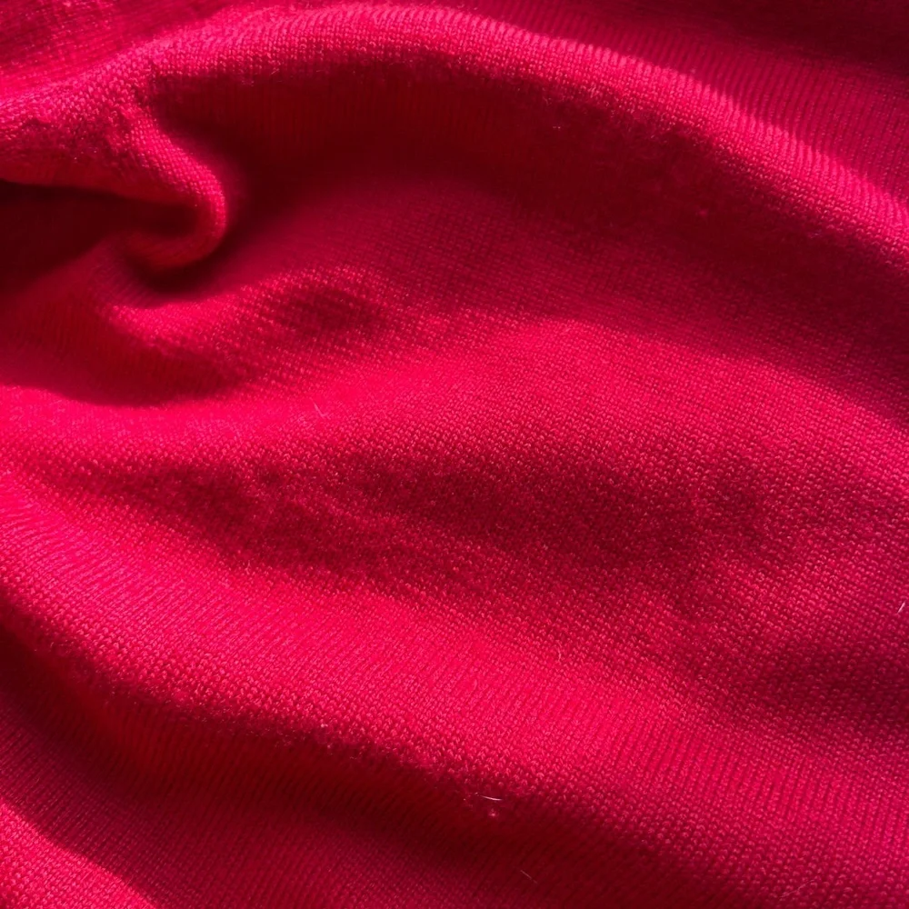 Jos. A Bank Merino Wool 3 button collared pullover sweater. True red. Classic.
